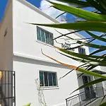 Borogodó Albergue *